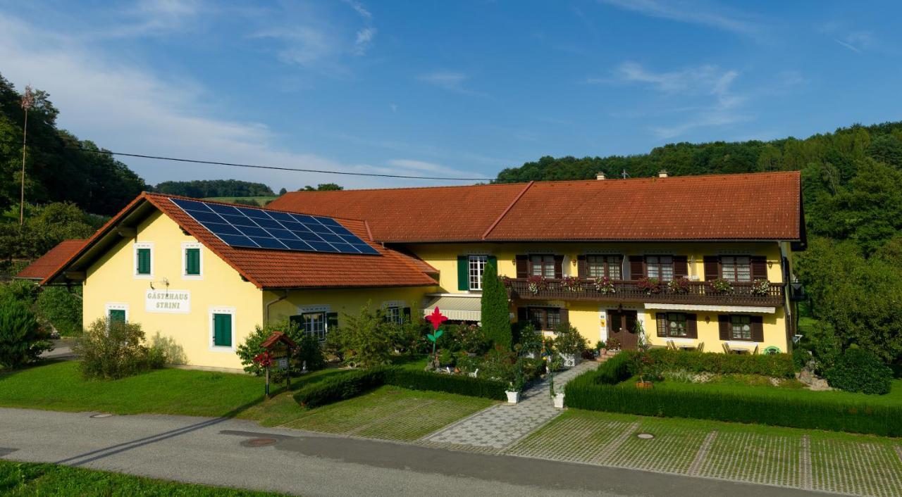 Gaestehaus Strini Jennersdorf Exteriér fotografie